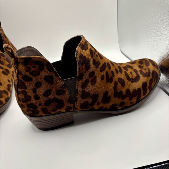 Pierre Dumas Kenzie 2 Leopard Print Slip On Ankle Boots Womens New in Box Boho - Picture 8 of 16